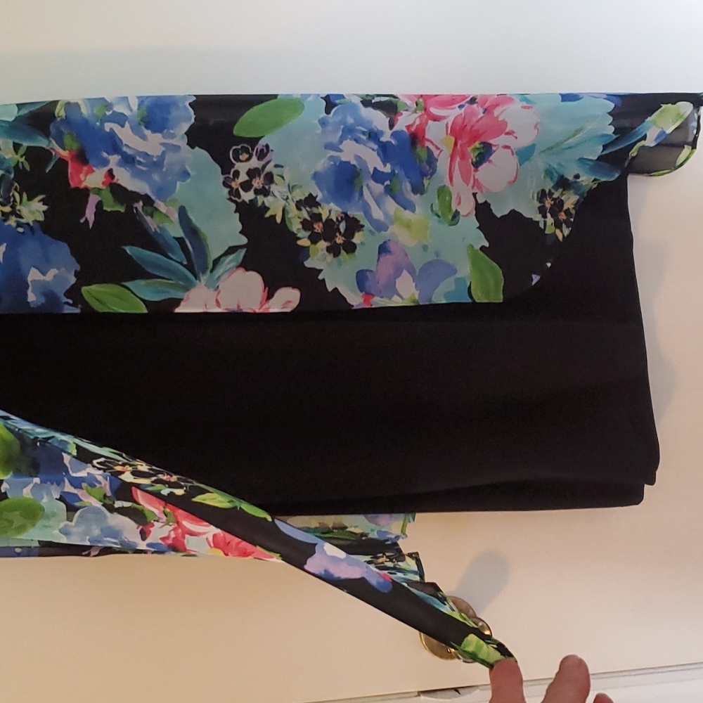 Spring/Summer dress - Picture 8 of 9